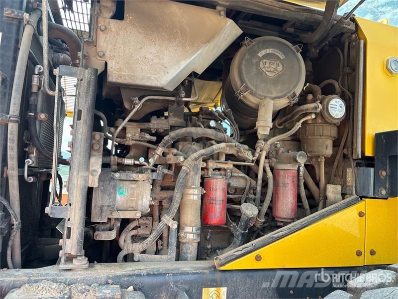 Komatsu WA270-7 Wheel Loader Chargeuse sur pneus