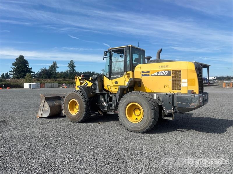 Komatsu WA320-8 Wheel Loader Gumikerekes homlokrakodók