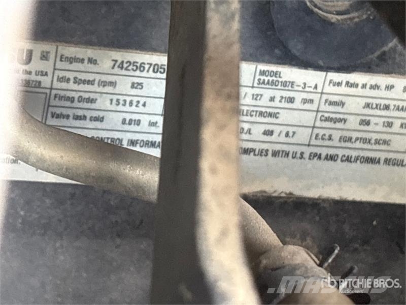 Komatsu WA320-8 Wheel Loader Gumikerekes homlokrakodók