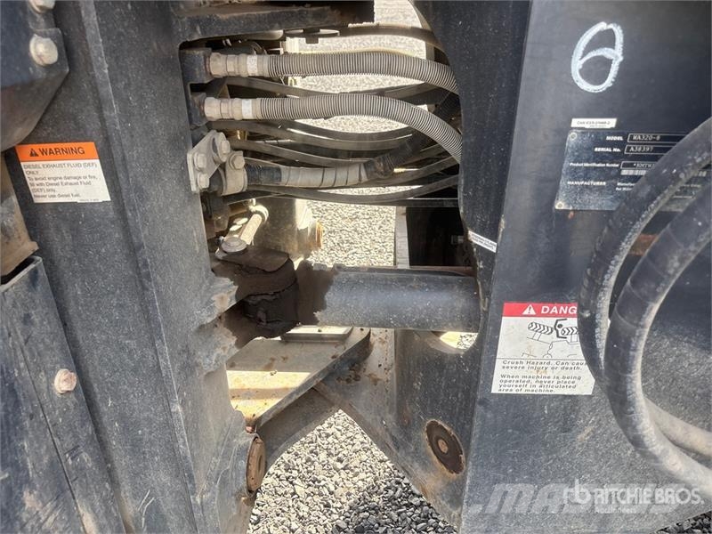 Komatsu WA320-8 Wheel Loader Gumikerekes homlokrakodók