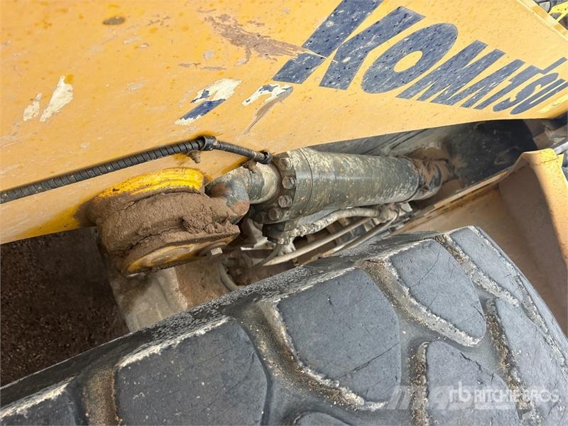 Komatsu WA380-7 Wheel Loader Radlader