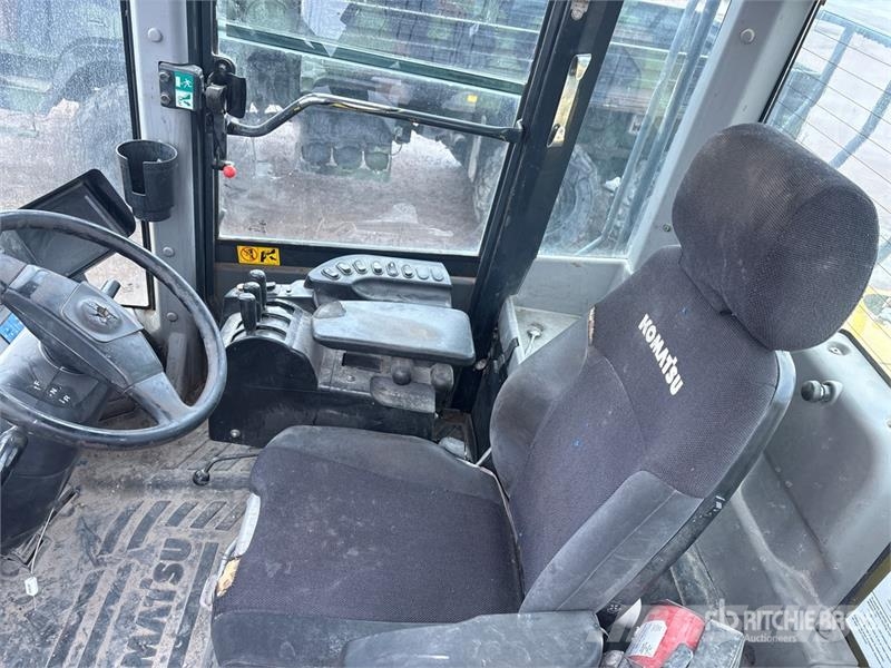 Komatsu WA380-7 Wheel Loader Radlader