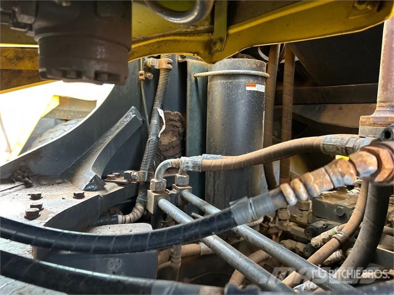 Komatsu WA380-8 Wheel Loader Wielladers