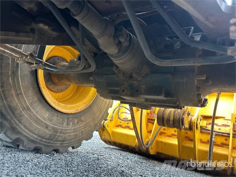 Komatsu WA380-8 Wheel Loader Wielladers