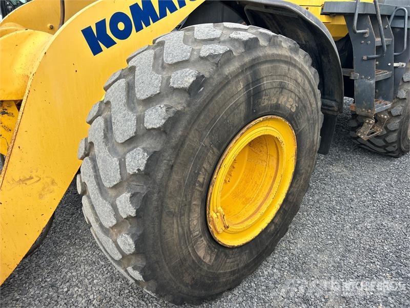 Komatsu WA380-8 Wheel Loader Wielladers