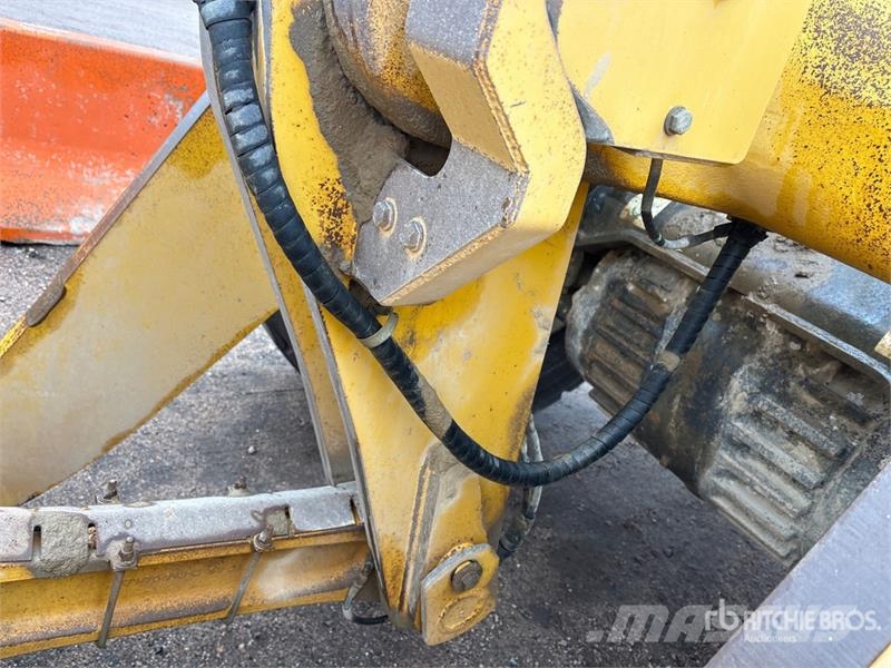 Komatsu WA470-8 لوادر بعجل