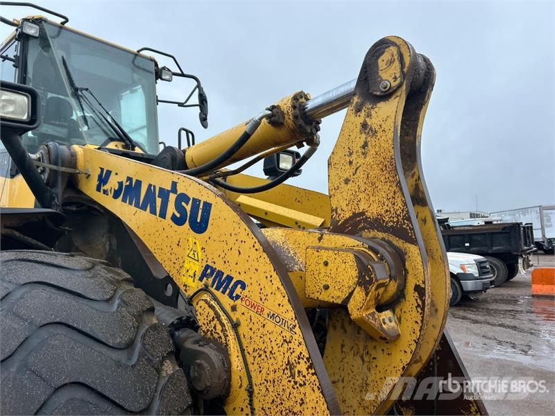 Komatsu WA500-8 Wheel Loader Kolové nakladače