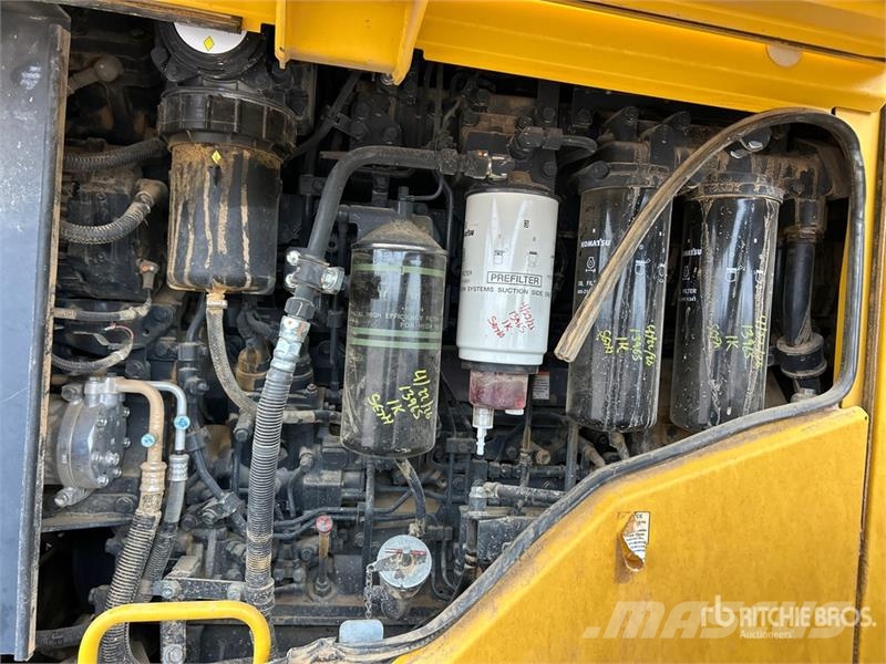 Komatsu WA500-8 Wheel Loader لوادر بعجل