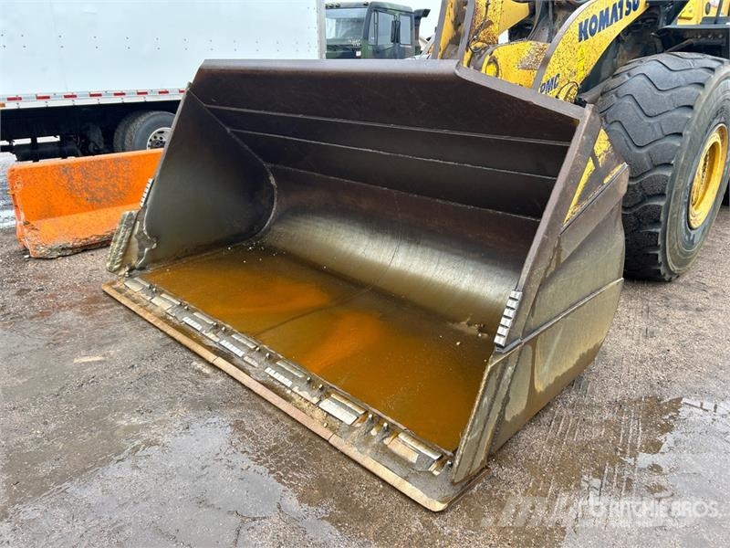 Komatsu WA500-8 Wheel Loader Kolové nakladače