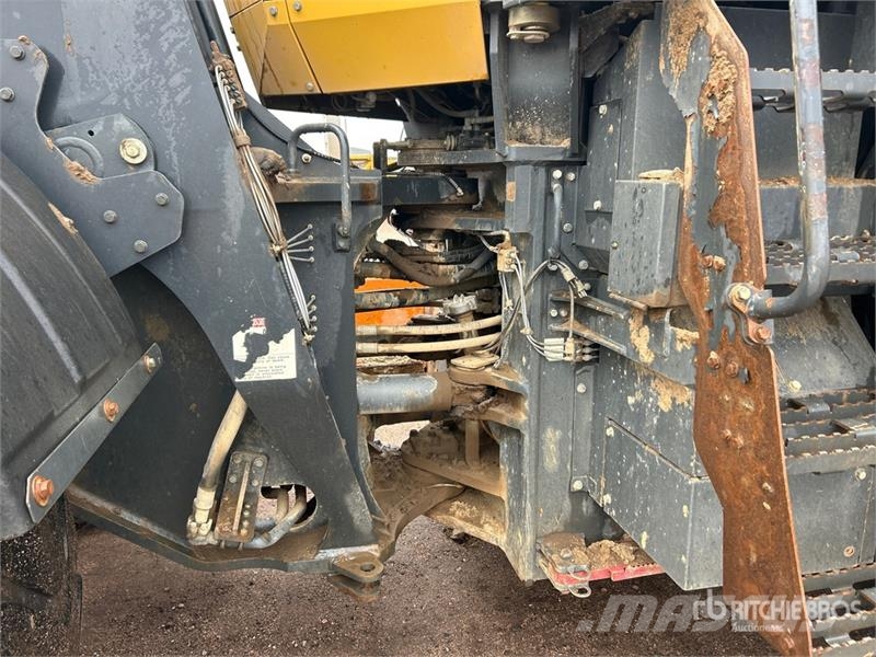 Komatsu WA500-8 Wheel Loader Kolové nakladače