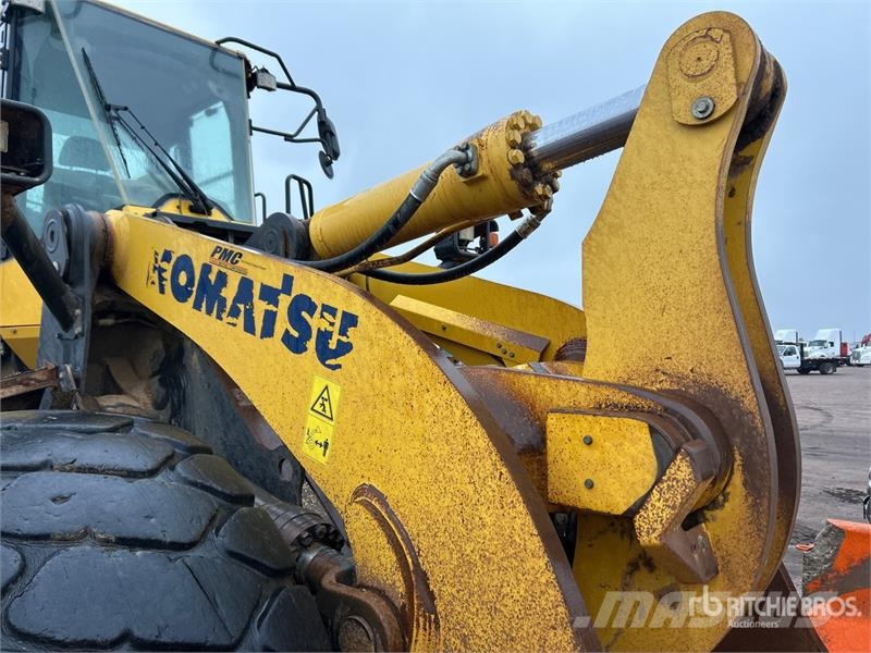 Komatsu WA500-8 Wheel Loader لوادر بعجل