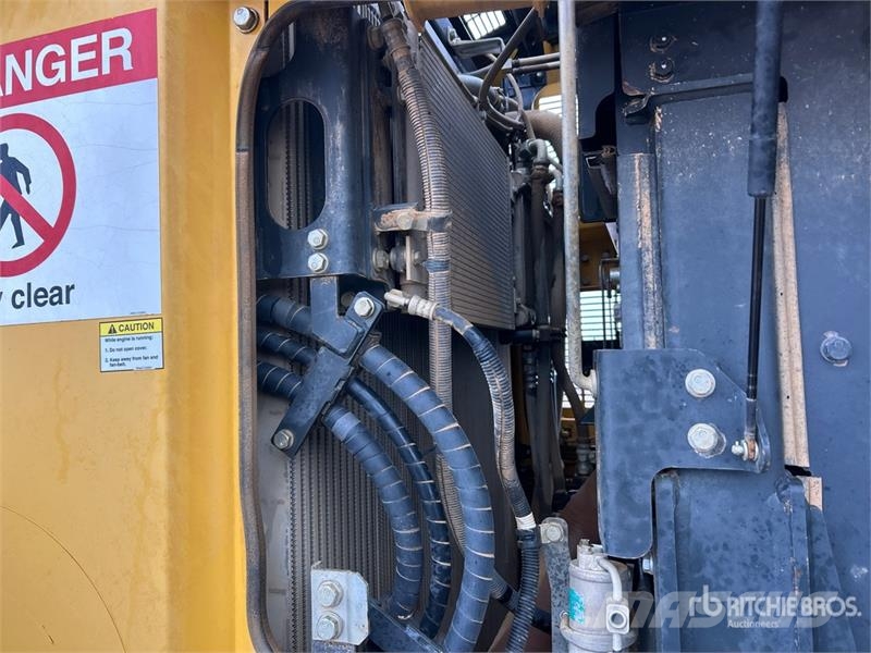 Komatsu WA500-8 Wheel Loader لوادر بعجل