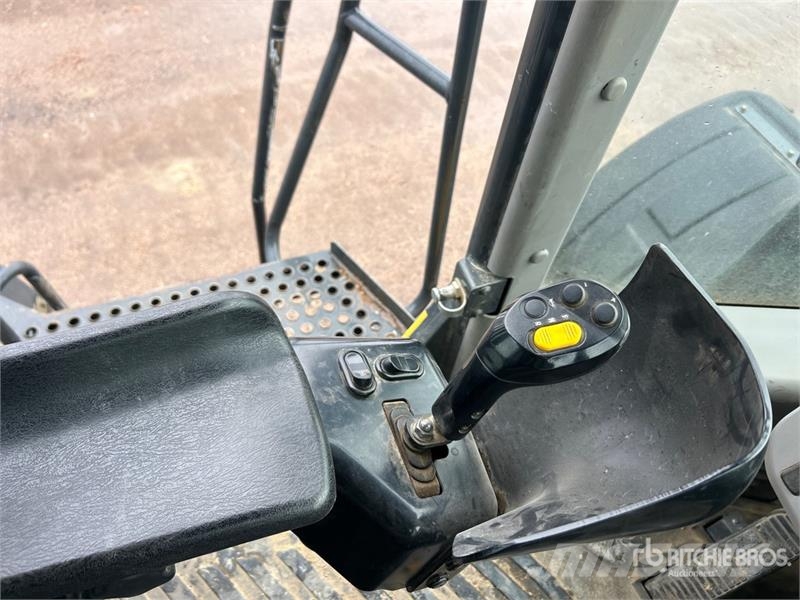 Komatsu WA500-8 Wheel Loader Kolové nakladače