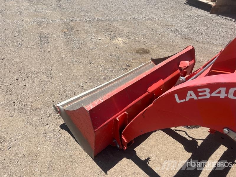 Kubota BX23S 4WD Utility Tractor Kompakttraktorer