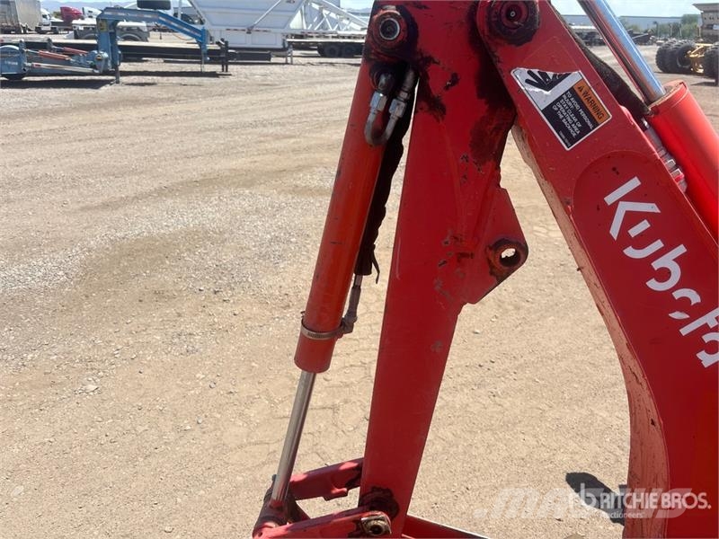 Kubota BX23S 4WD Utility Tractor Kompakttraktorer