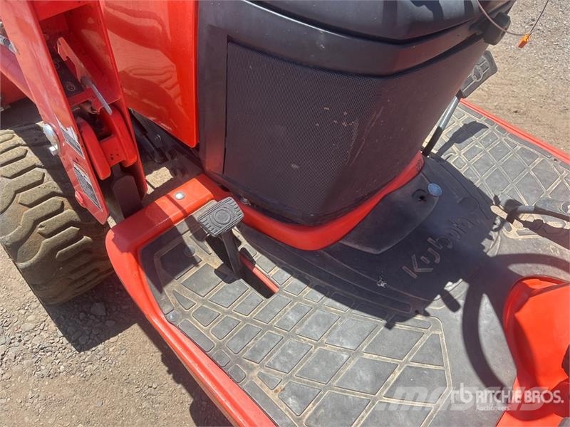 Kubota BX23S 4WD Utility Tractor Kompakttraktorer