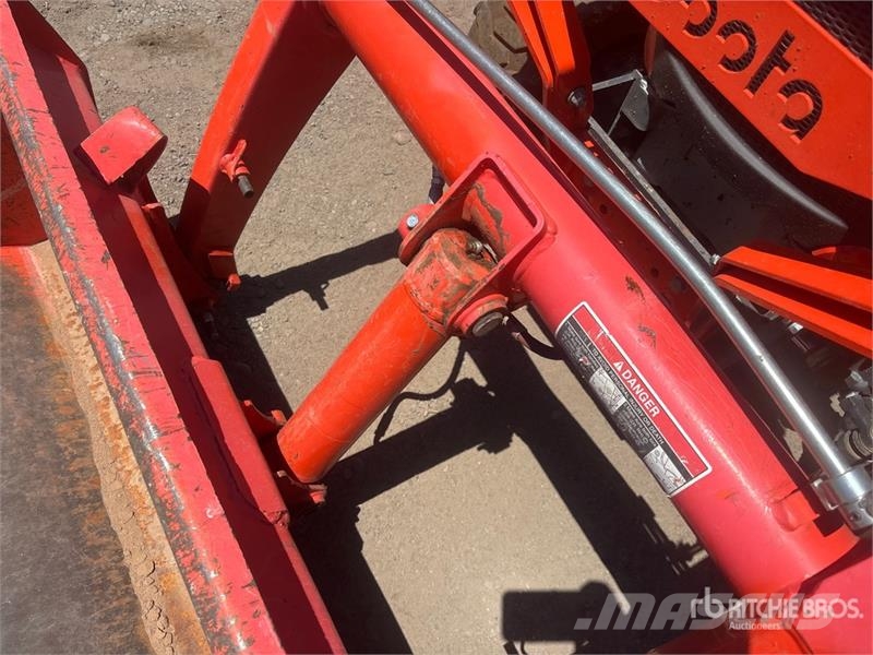 Kubota BX23S 4WD Utility Tractor Kompakttraktorer