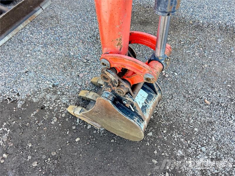 Kubota KX018-4 小型挖土機/掘鑿機<7t(小型挖掘機)