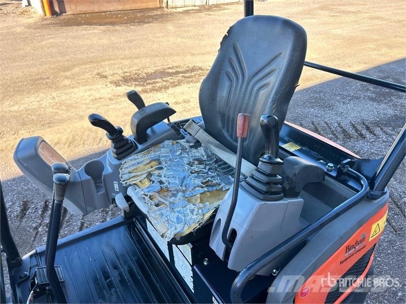 Kubota KX018-4 小型挖土機/掘鑿機<7t(小型挖掘機)