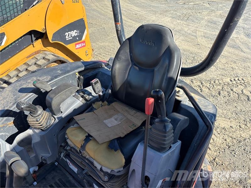 Kubota KX033-4 ミニ油圧ショベル 7t以下（ミニユンボ・ミニディガー）