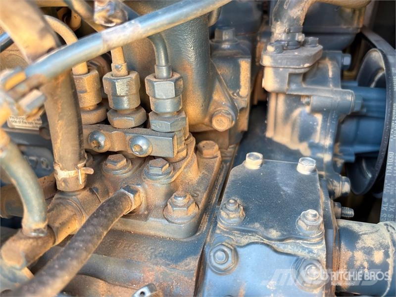 Kubota KX033-4 ミニ油圧ショベル 7t以下（ミニユンボ・ミニディガー）