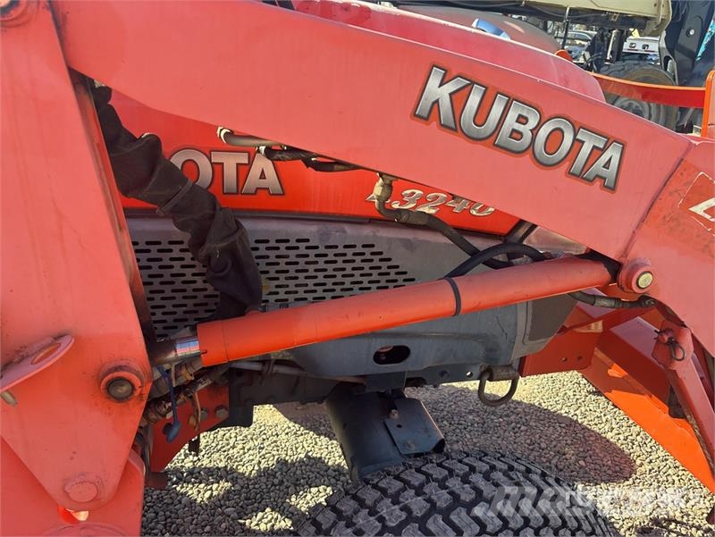 Kubota L3240 Manji traktori
