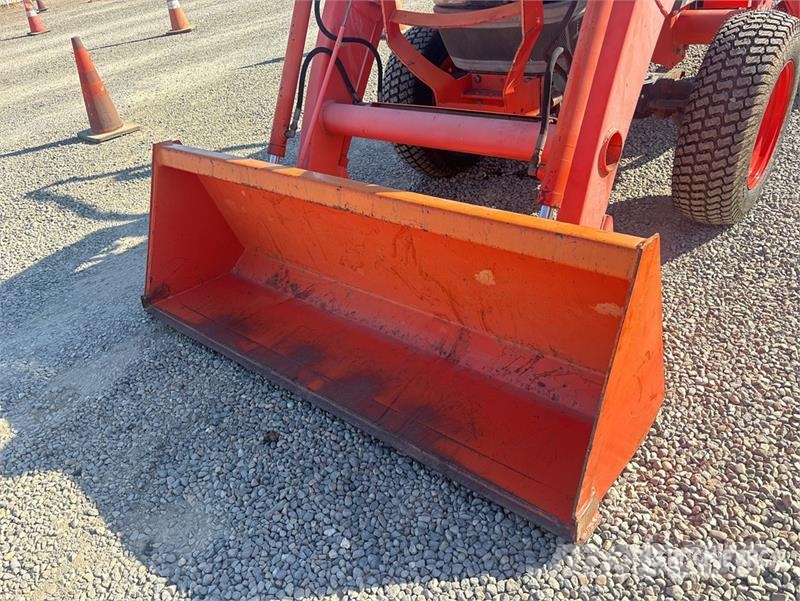 Kubota L3240 Manji traktori