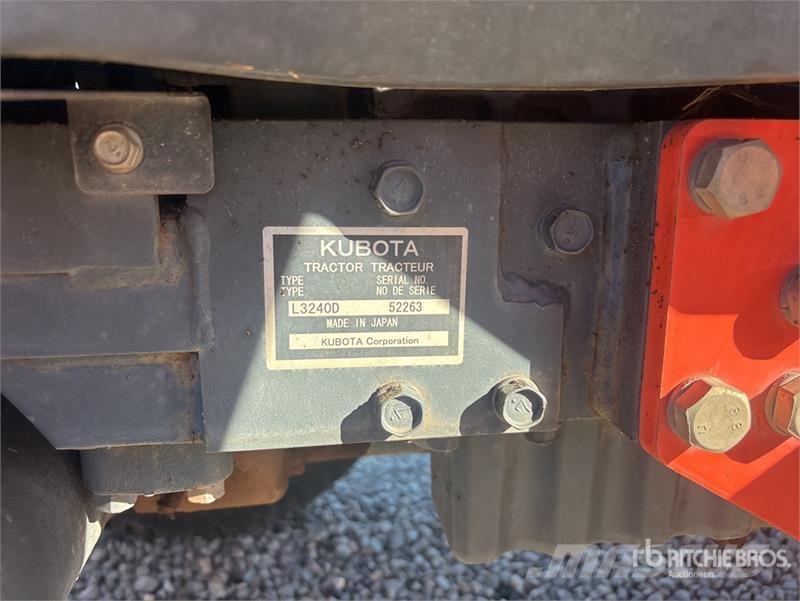 Kubota L3240 Manji traktori