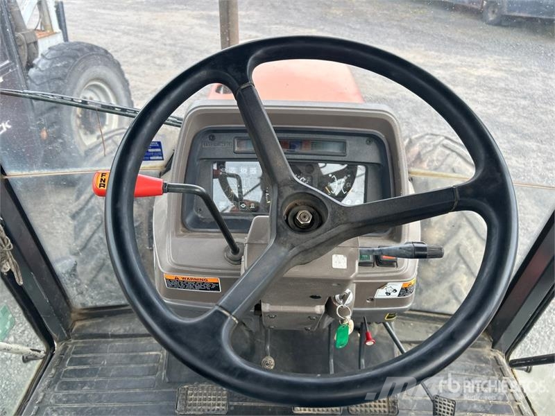 Kubota M120 4WD Tractor Traktorji