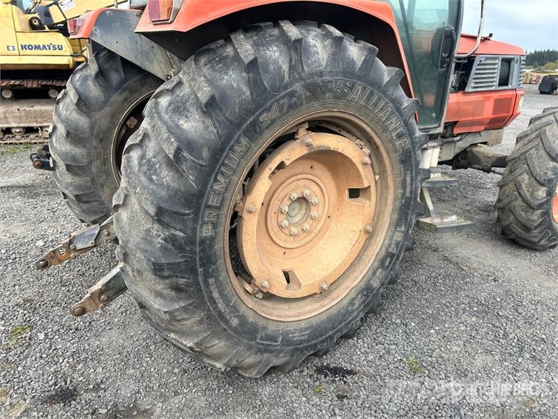 Kubota M120 4WD Tractor Traktorji