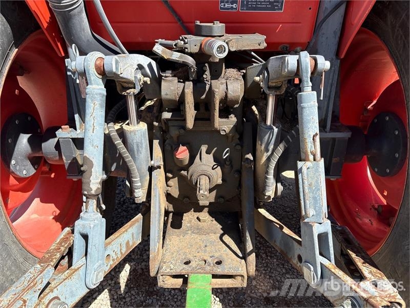Kubota M7040D Traktory