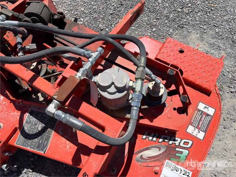 Kubota RCK60P-F36 64 in Skid Steer Mower Kaszák