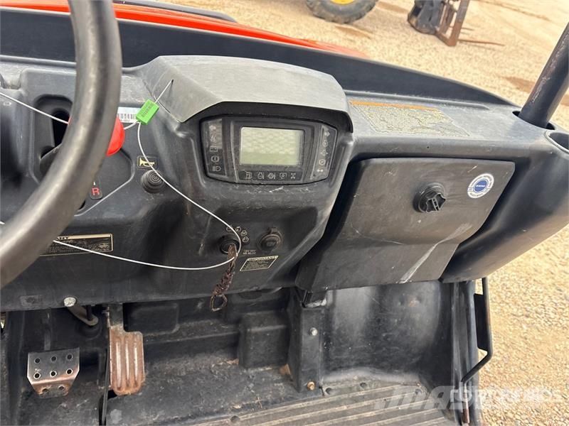 Kubota RTV-X1140 Pomoćni strojevi