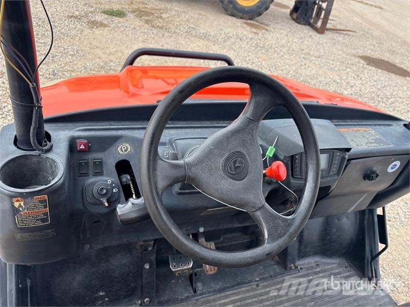 Kubota RTV-X1140 Pomoćni strojevi