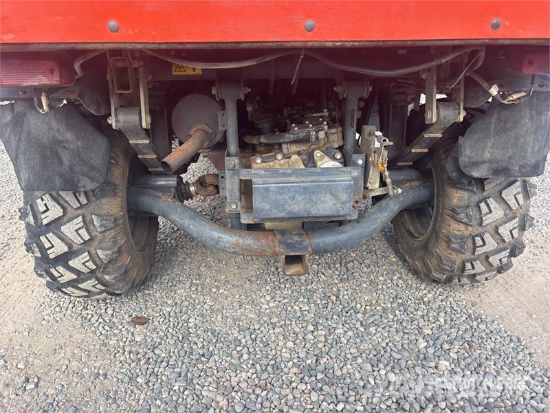 Kubota RTV900XT Komunālās mašīnas