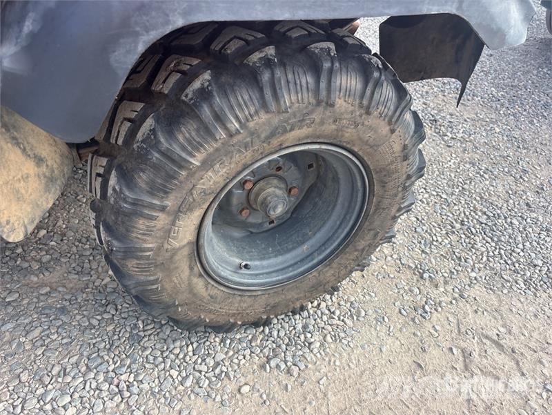 Kubota RTV900XT Komunālās mašīnas