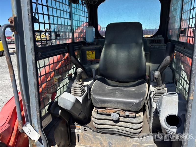 Kubota SVL75 لوادر انزلاقية التوجيه
