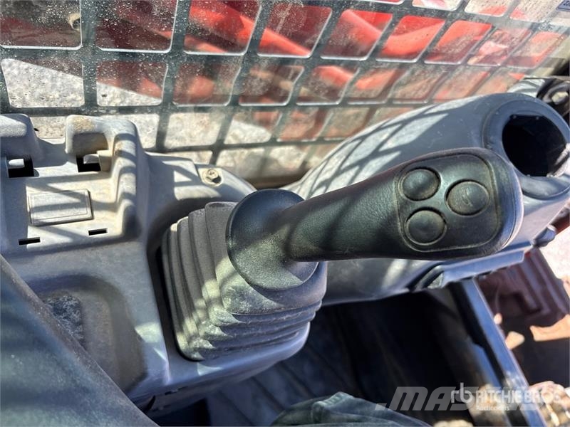 Kubota SVL75 لوادر انزلاقية التوجيه