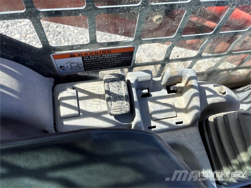Kubota SVL75 لوادر انزلاقية التوجيه