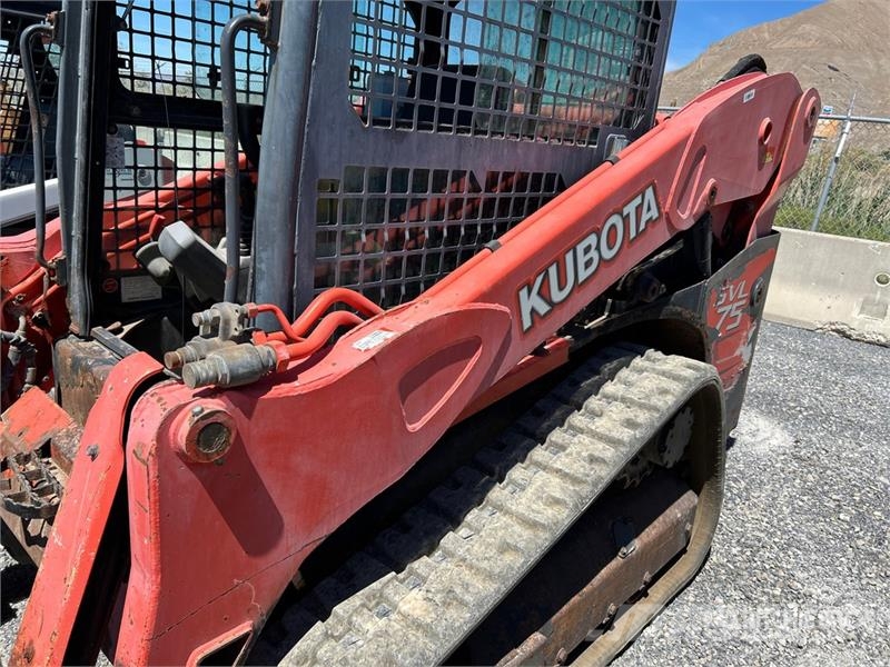 Kubota SVL75 لوادر انزلاقية التوجيه