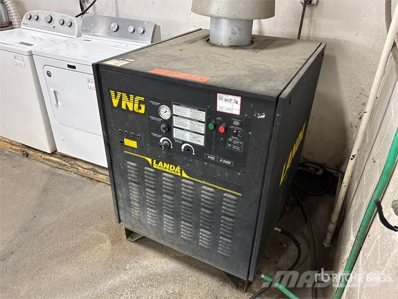 Landa VNG4-2000 Pressure Washer Low pressure cleaner