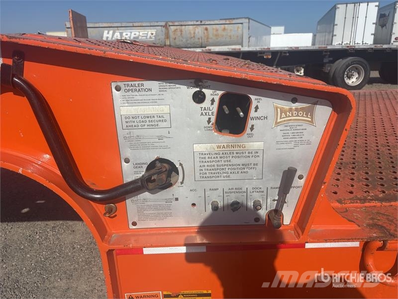 Landoll 48 ft T/A Hydraulic Tail Trailer Caricatore basso
