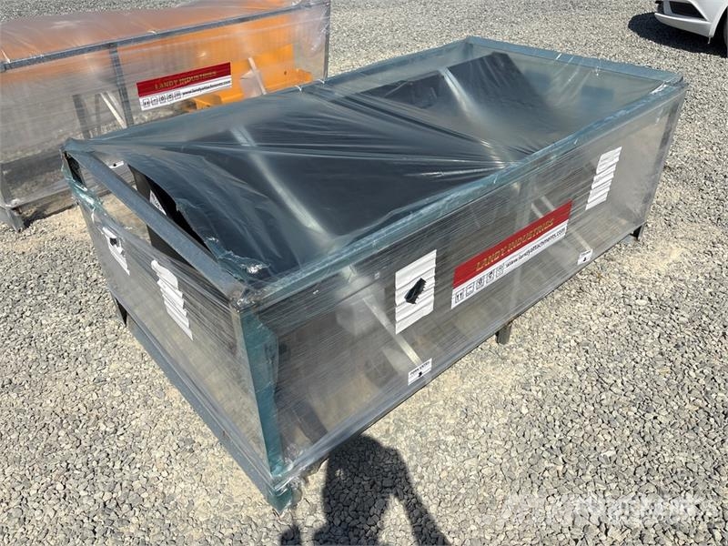 Landy 4IN1B72 72 in Multi-Purpose Skid Steer Bucket (Unu Kauhat