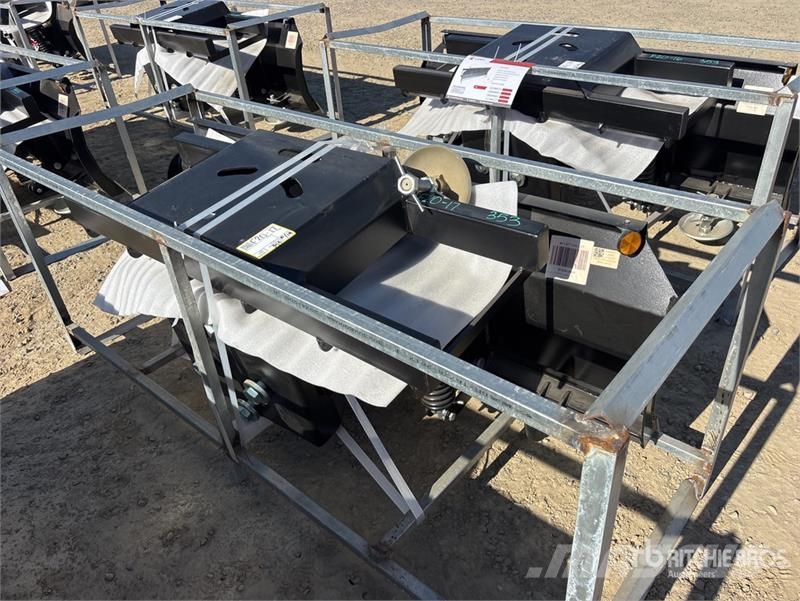 Landy SBE72-LD 72 in 72 in Skid Steer Dozer (Unused) Blades