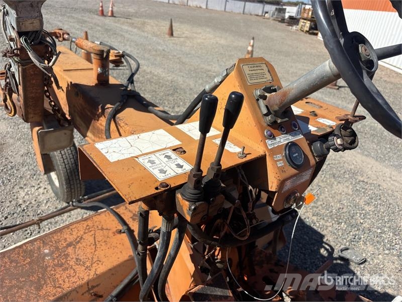 Lay-Mor 6HB 路面清掃機