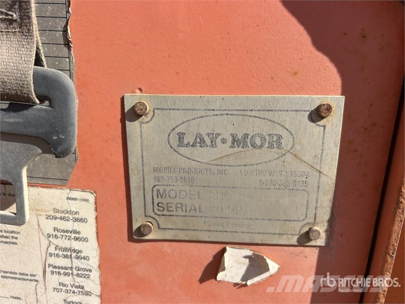 Lay-Mor Self-Propelled Broom 掃倉機