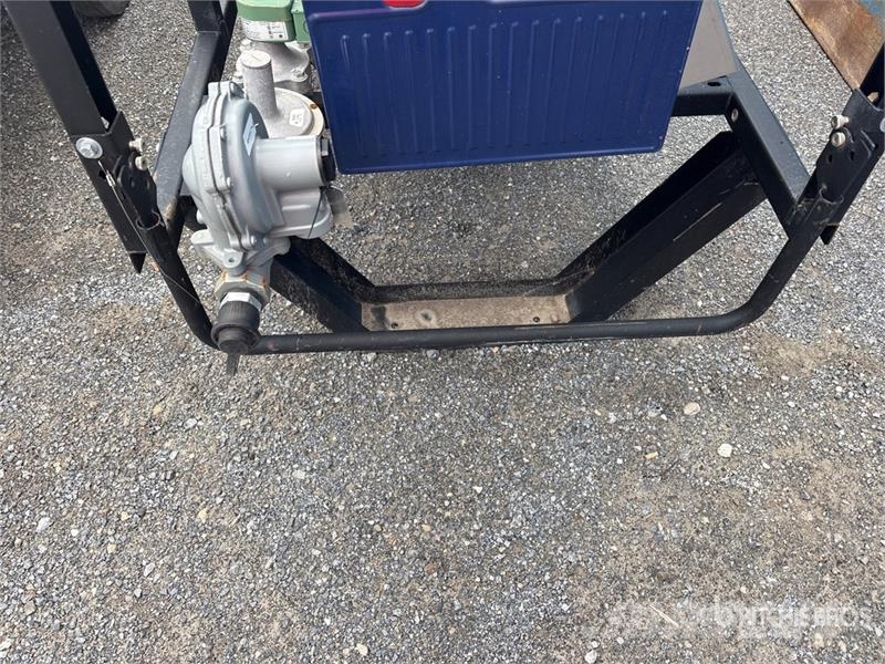 LB WHITE Forman 500 DF 500000 BTU Ground Heater 加熱・解凍設備