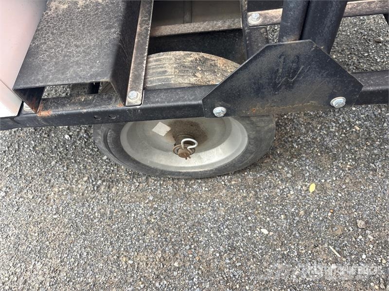 LB WHITE Forman 500 DF 500000 BTU Ground Heater 加熱・解凍設備