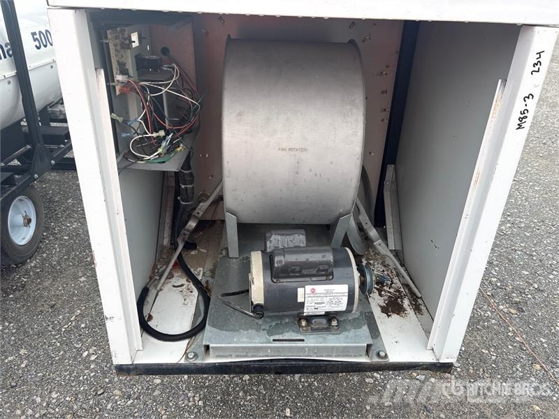 LB WHITE Forman 500 DF 500000 BTU Ground Heater 加熱・解凍設備