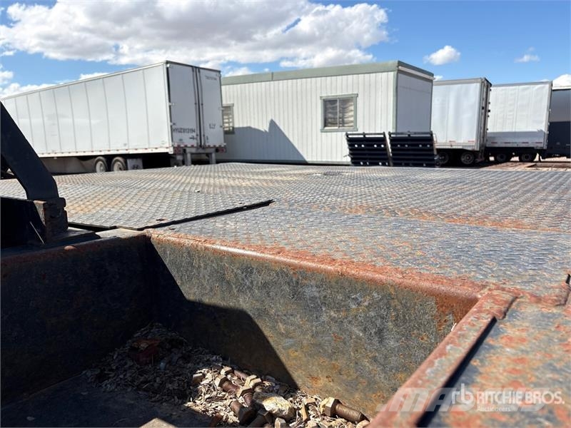Ledwell 38 ft T/A Hydraulic Tail Trailer لوادر منخفضة